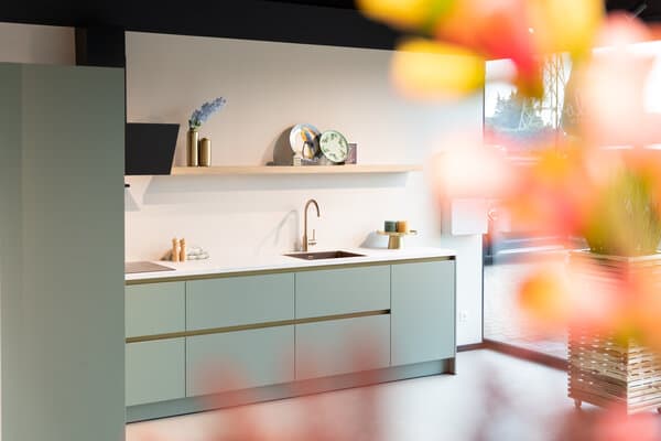 Hello Kitchen keukenzaak Almelo mintgroene keuken