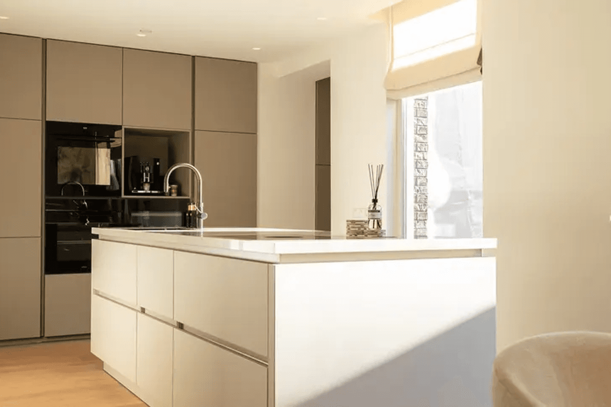 beige taupe keuken rosmalen